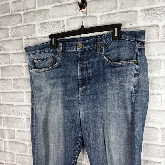 rag & bone New York Standard Issue Slim Leg Distressed Denim Jeans Mens 38 x 32 - Picture 2 of 12